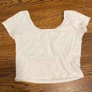 White, slightly cropped, t-shirt, delia*s, short sleeved
